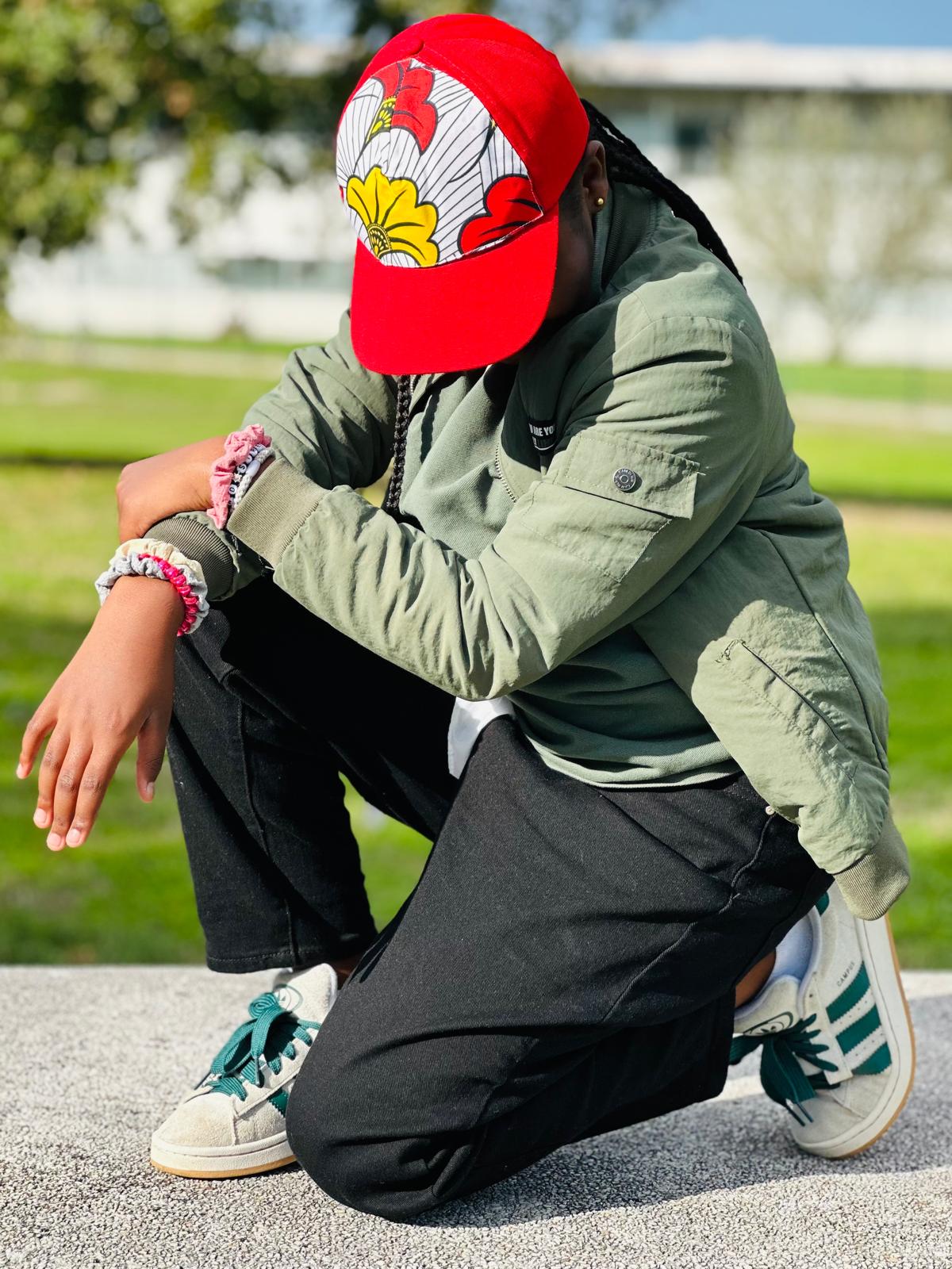 casquette enfant MPESA – wax fleur de mariage faite main – réglable et mixte