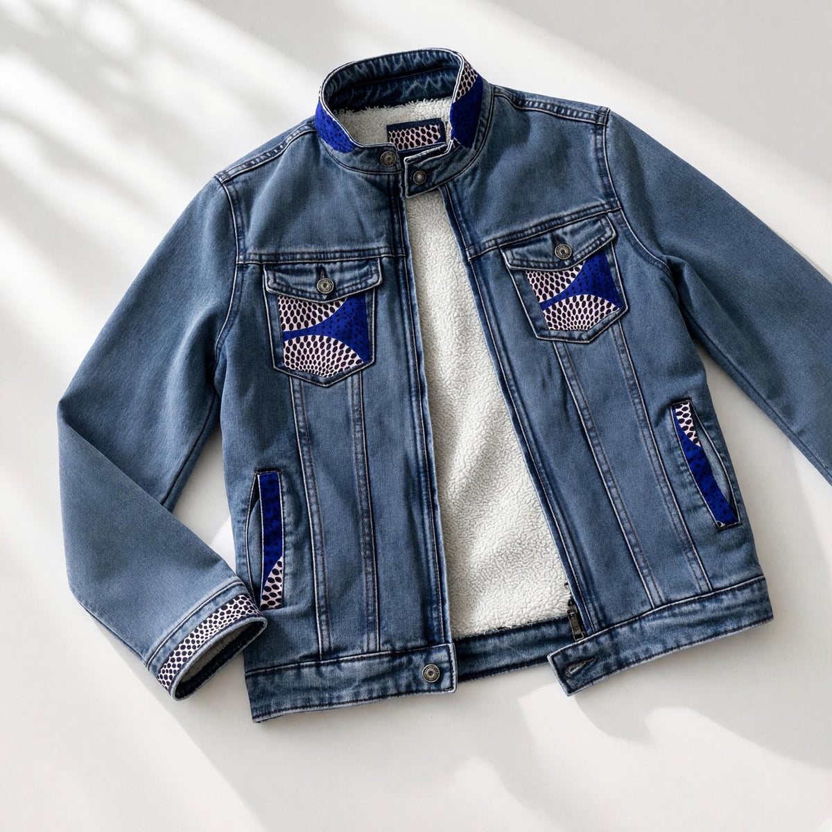 Veste en jean fourrée garçon MBEMA – Détails en wax – 4 à 14 ans