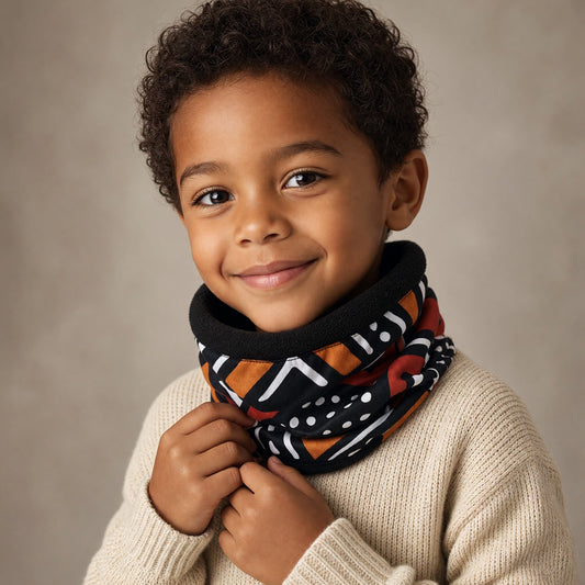 Cache-cou enfant en polaire  avec bande wax bogolan, accessoire hivernal fait main