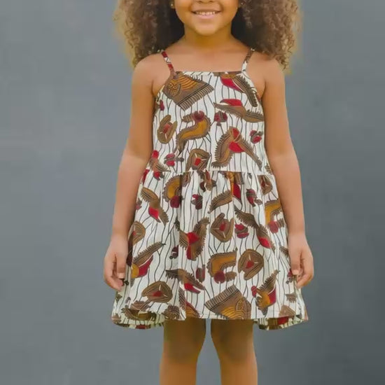 magnifique robe wax à bretelle pour enfants 